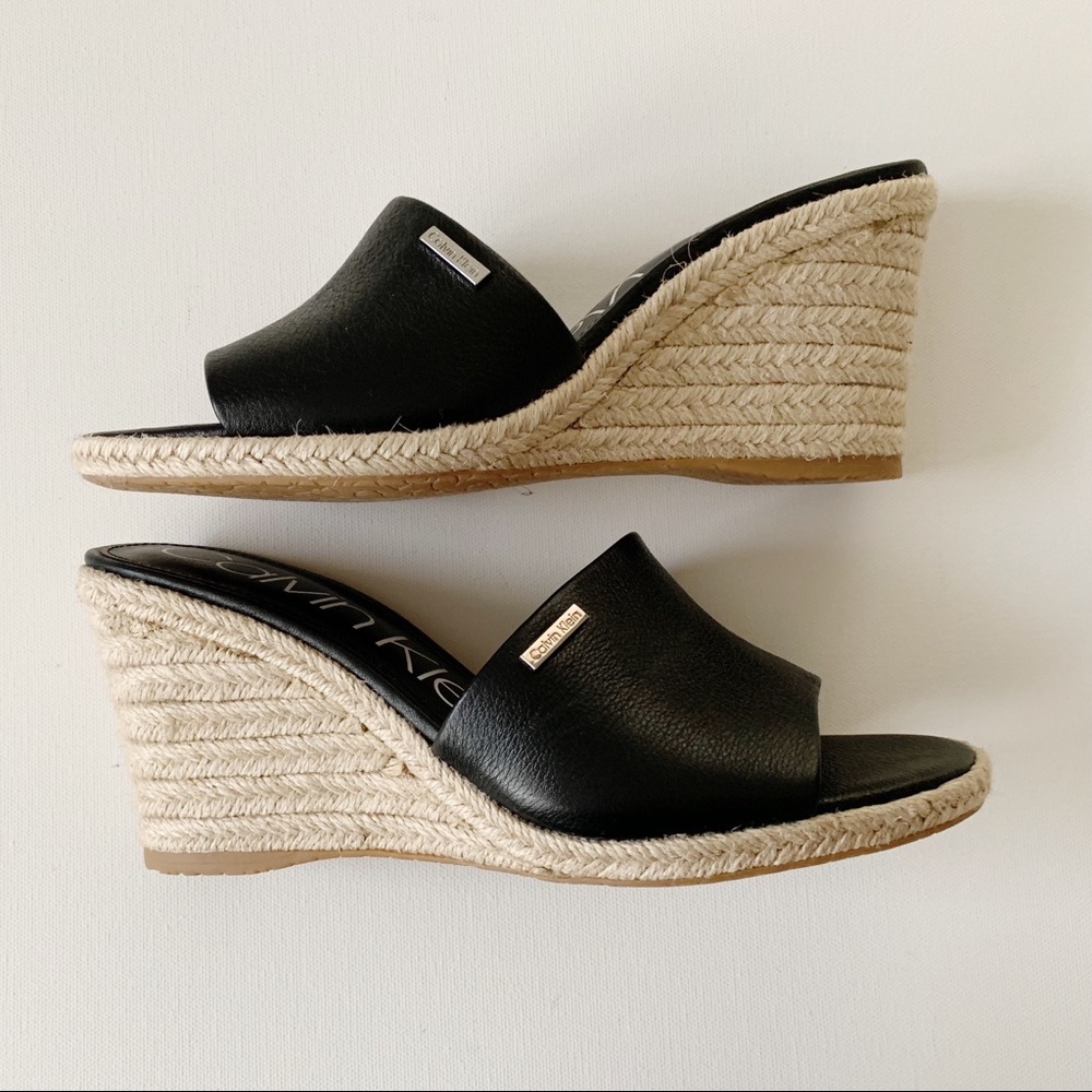 Calvin Klein Britta Wedge Sandals Black Size 7.5